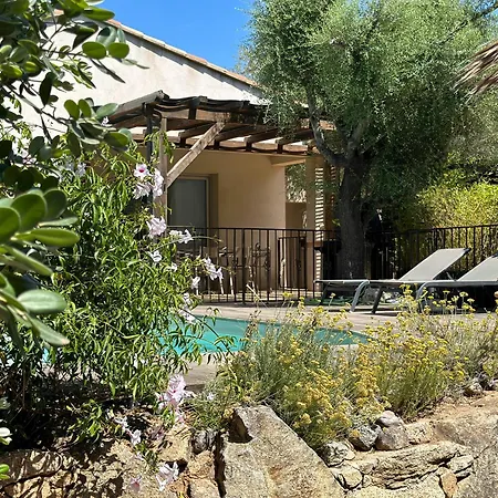 Domaine Celia Villa *