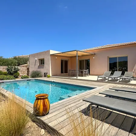 Domaine Celia Villa