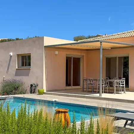 Domaine Celia Villa *