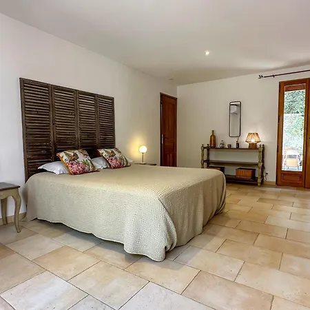 Domaine Celia Villa *