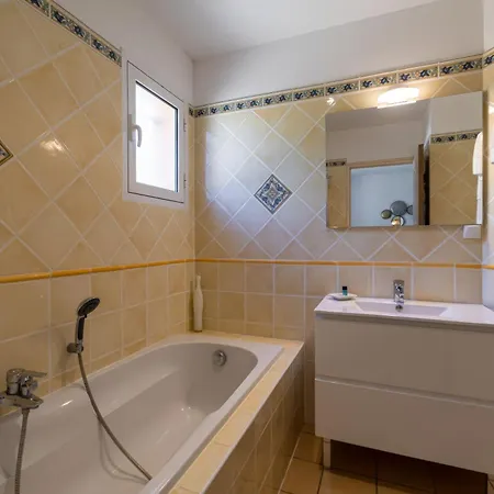 Domaine Celia וילה מונטיסלו