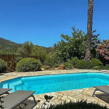 וילה Domaine Celia *