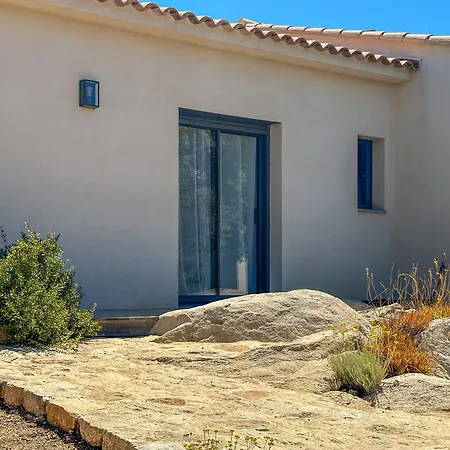 Domaine Celia Villa *