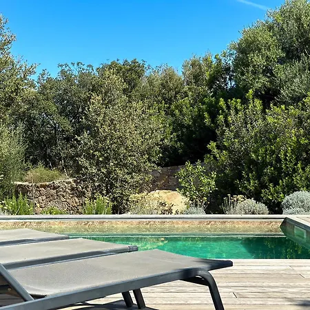 Domaine Celia Villa