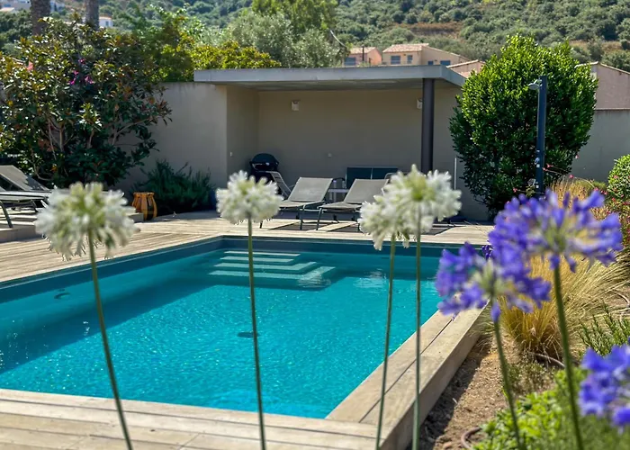 Domaine Celia Villa *