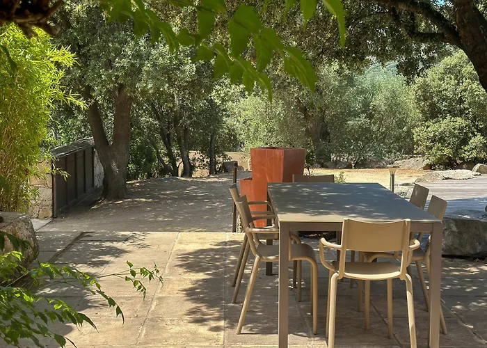 Domaine Celia Villa *